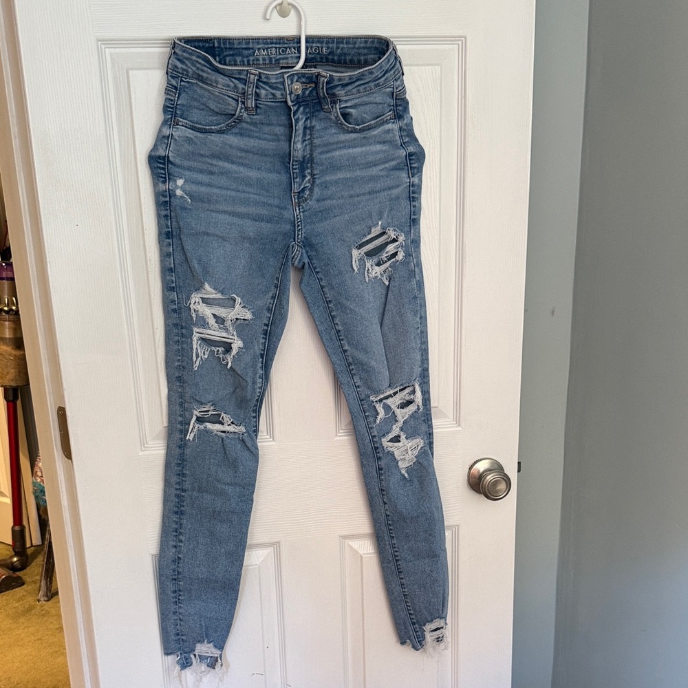 American Eagle Outfitters Women's Ripped Light Blue Skinny Jeans